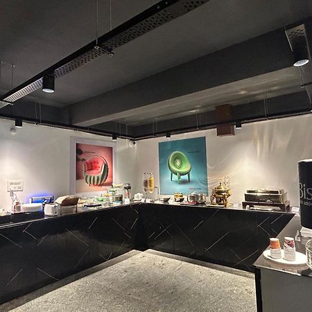Wild Wings Premium Hotel Χιντεραμπάντ Εξωτερικό φωτογραφία
