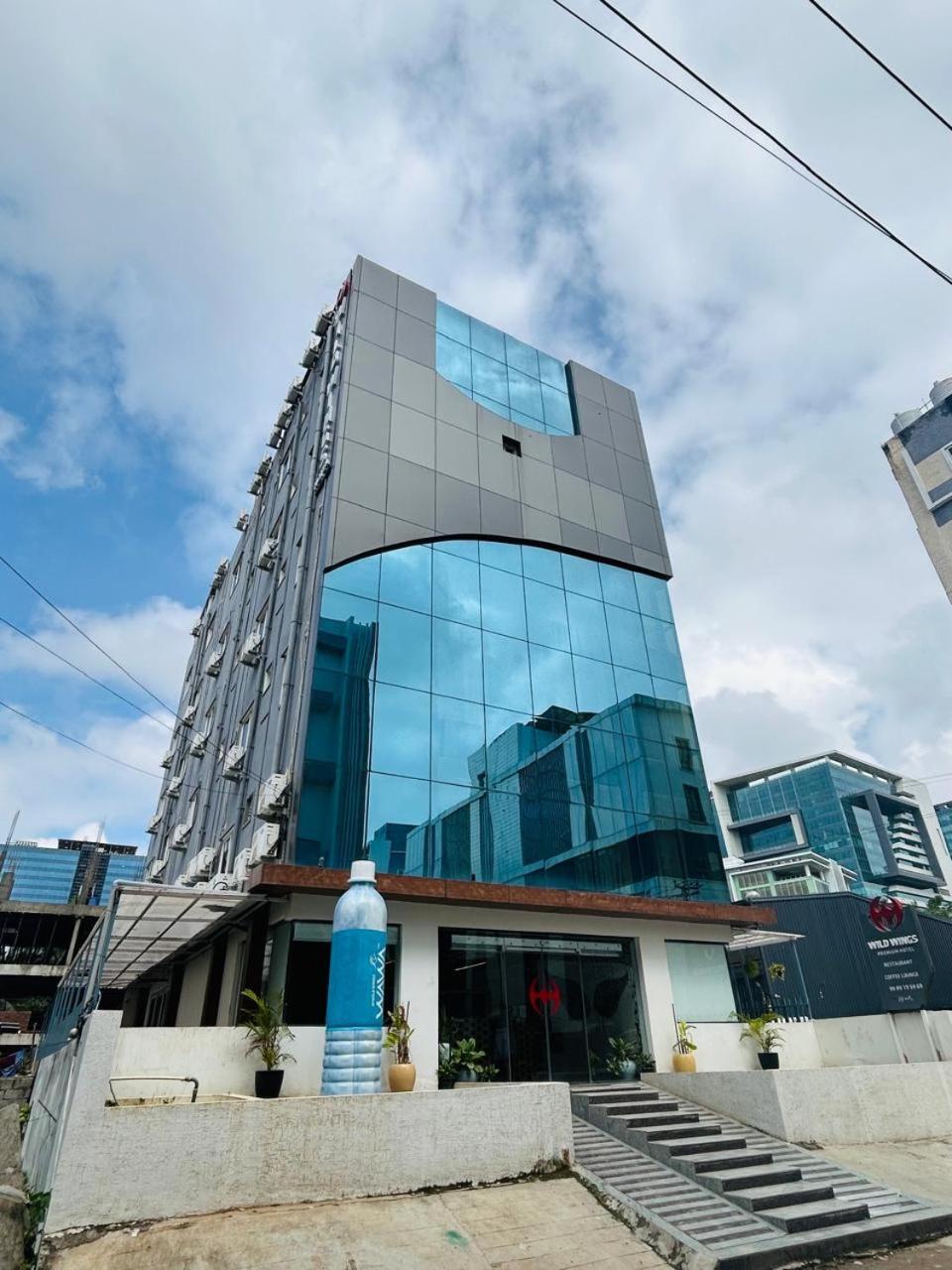 Wild Wings Premium Hotel Χιντεραμπάντ Εξωτερικό φωτογραφία