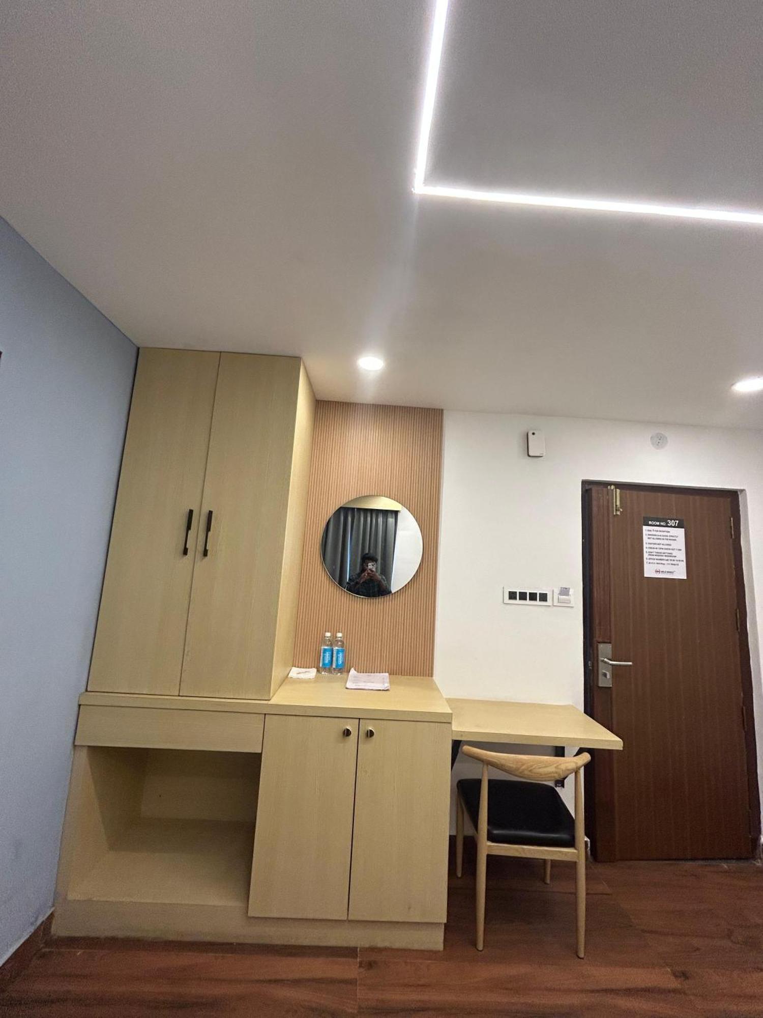 Wild Wings Premium Hotel Χιντεραμπάντ Εξωτερικό φωτογραφία