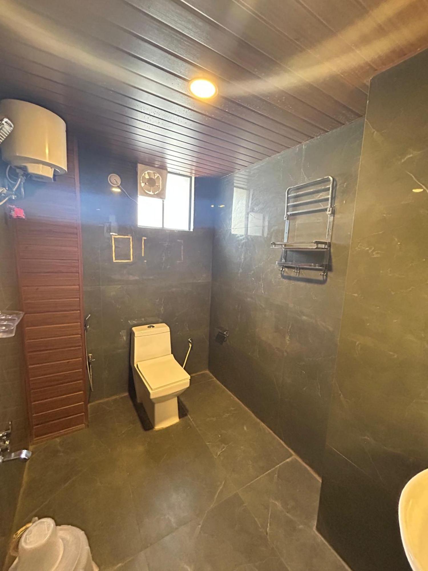 Wild Wings Premium Hotel Χιντεραμπάντ Εξωτερικό φωτογραφία
